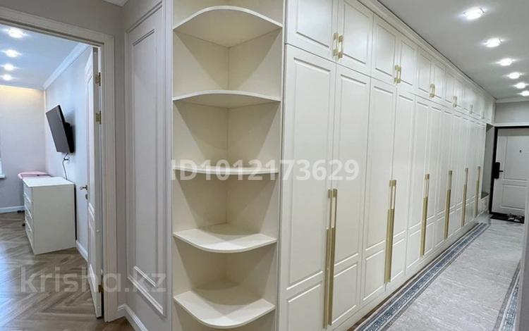 3-комнатная квартира · 110 м² · 3/12 этаж, Торекулова 93 за 112 млн ₸ в Алматы, Алмалинский р-н — фото 2