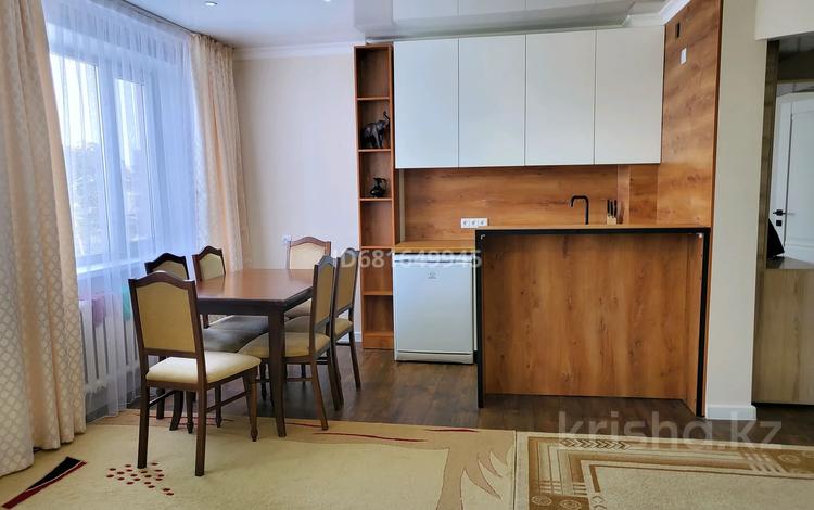 4-комнатная квартира, 80 м², 4/5 этаж, Абая 20 за 42 млн 〒 в Бурабае — фото 3