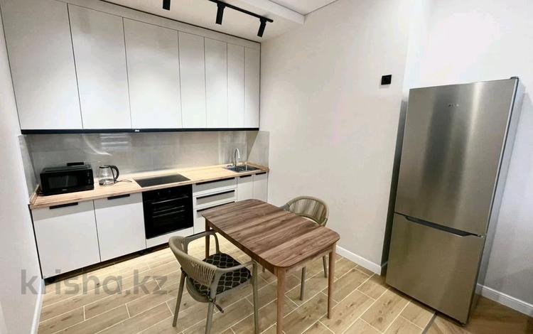 2-комнатная квартира · 44 м² · 13 этаж, Манаса 109а за 400 000 〒 в Алматы, Алмалинский р-н — фото 2