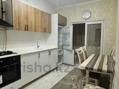 3-бөлмелі пәтер · 70 м² · 1/10 қабат · ай сайын, Куаныша Толеметова 50/6, бағасы: 250 000 〒 в Шымкенте, Абайский р-н