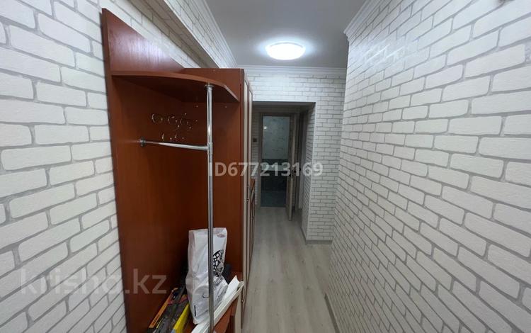 2-комнатная квартира, 54 м², 4/5 этаж помесячно, мкр Жулдыз-1 за 240 000 〒 в Алматы, Турксибский р-н — фото 2