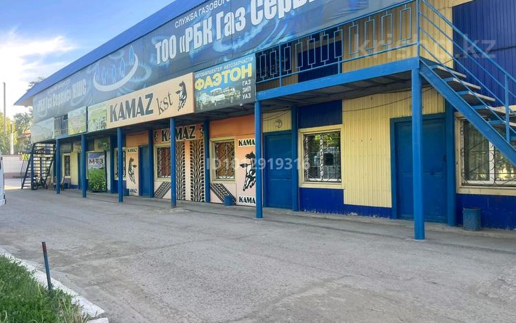 Офисы, магазины и бутики · 19 м² за 35 000 ₸ в Костанае, 8-й микрорайон — фото 2