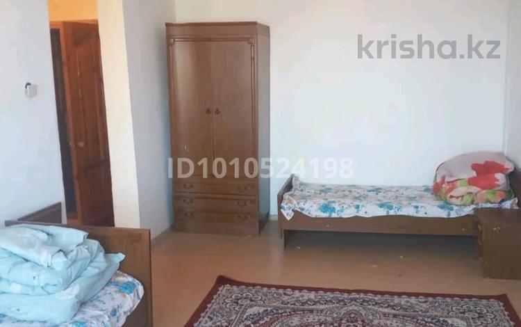1-бөлмелі пәтер · 45 м² · 5/5 қабат, Камени карер дом18кв49, бағасы: 100 000 ₸ в Макинске — фото 2