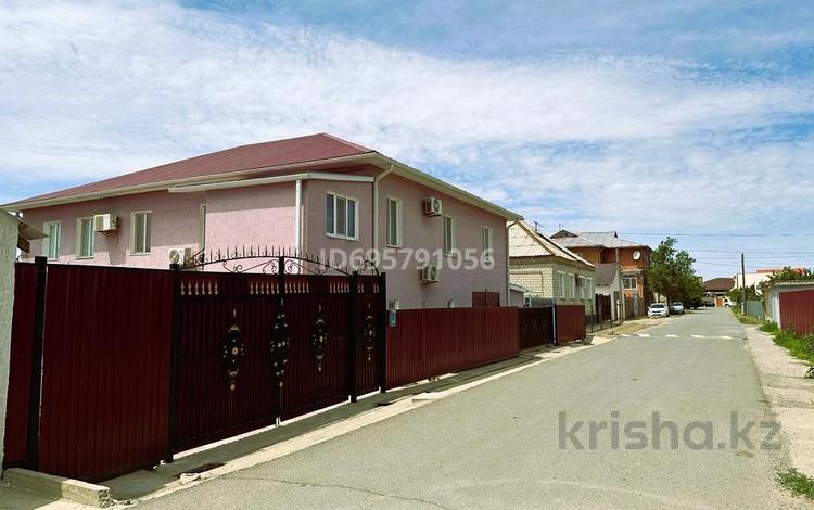 Отдельный дом · 5 комнат · 208 м² · 11 сот., мкр Толкын, Проезд Мукат Мусаев 6 — Торговый база за ~ 41 млн 〒 в Атырау — фото 2