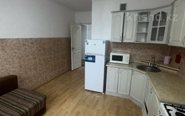 2-комнатная квартира, 60 м², 6/9 этаж, мкр Мамыр-4, Шаляпина