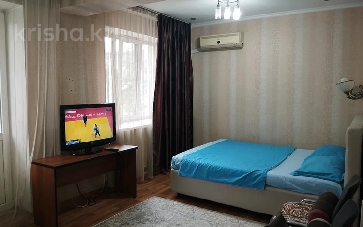 1-бөлмелі пәтер · 38 м² · 3/5 қабат, Макатаева 81 — Панфилова, бағасы: 14 000 ₸ в Алматы, Алмалинский р-н — фото 33