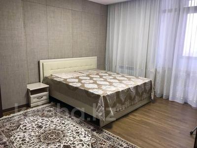 2-бөлмелі пәтер · 75 м² · 15/28 қабат · ай сайын, Кошкарбаева 10/1, бағасы: 300 000 〒 в Астане