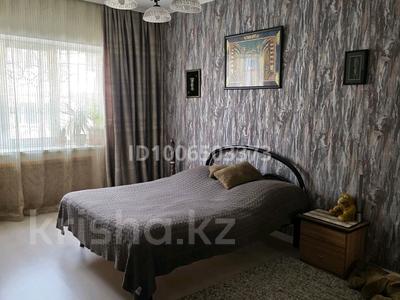 5-комнатная квартира · 198 м² · 1/3 этаж, Ладушкина 150/1–7 за 123.9 млн 〒 в Алматы, Медеуский р-н