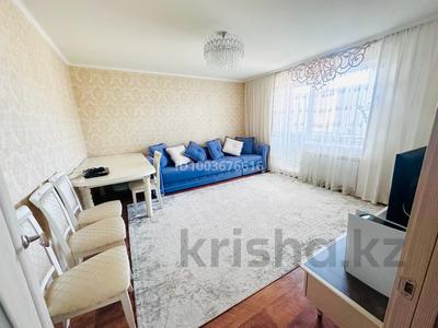 4-комнатная квартира · 85 м² · 8/10 этаж, мкр Юго-Восток, Мкр Гульдер 2 5 за 36 млн 〒 в Караганде, Казыбек би р-н
