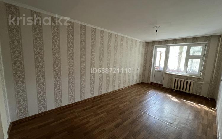 2-комнатная квартира, 50 м², 4/5 этаж помесячно, Салтанат 1