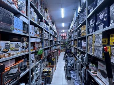Свободное назначение, офисы, магазины и бутики, медцентры и аптеки · 383.8 м² за 229 млн ₸ в Уральске