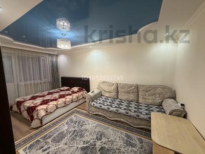 1-комнатная квартира · 30 м² · 3/5 этаж, Просп. Республики 21 за 15 000 ₸ в Астане, р-н Байконур