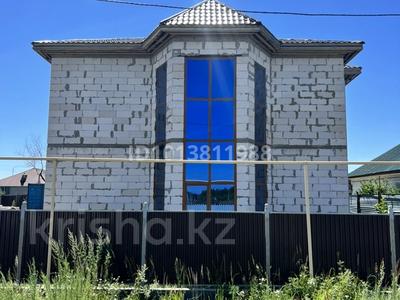 Отдельный дом · 5 комнат · 230 м² · 10 сот., Мкр 1 48 — Мира за 70 млн ₸ в Астане