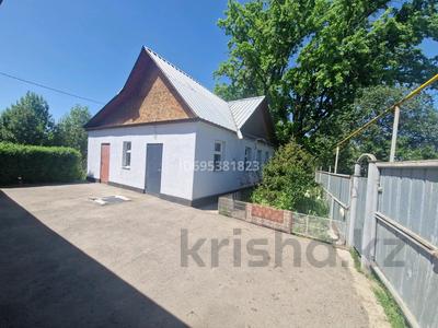 Отдельный дом · 4 комнаты · 63 м² · 15 сот., Бейбарыс султан — Кульджинский тракт за 38.8 млн 〒 в Алматы