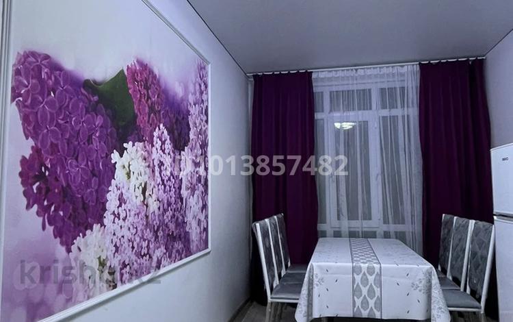 3-комнатная квартира · 72 м² · 12/12 этаж, мкр Алгабас 15 за 300 000 ₸ в Алматы, Алатауский р-н — фото 2