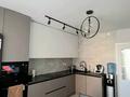 4-комнатная квартира · 100 м² · 3/10 этаж, мкр Юго-Восток, Муканова 21/3 за 400 000 ₸ в Караганде, Казыбек би р-н — фото 10