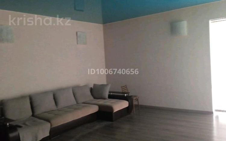 Отдельный дом · 4 комнаты · 100 м² · 8 сот., Сарыбас акына — Массив Барысхан за 45 млн ₸ в Таразе — фото 2