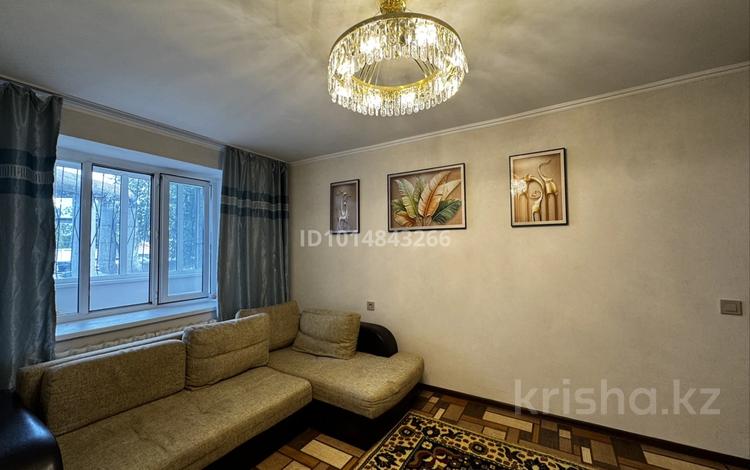 1-комнатная квартира · 40 м² · 1/10 этаж, Гагарина 2/1 за 160 000 ₸ в Уральске — фото 2