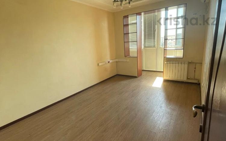 3-комнатная квартира, 71.2 м², 5/5 этаж, 13-й мкр 24 за 15 млн 〒 в Актау, 13-й мкр — фото 6