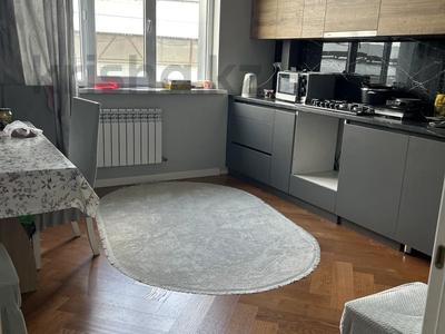 2-бөлмелі пәтер · 70.9 м² · 2/8 қабат, 6-градокомплек ш/а., Жапсарбаева 68 б 5 — Рядом с базаром Кенжехан 5 мин, бағасы: 37.5 млн ₸ в Алматы, Алатауский р-н