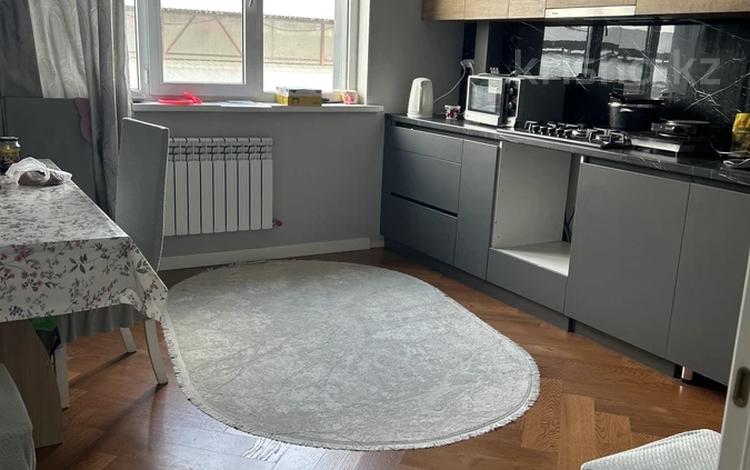 2-бөлмелі пәтер · 70.9 м² · 2/8 қабат, 6-градокомплек ш/а., Жапсарбаева 68 б 5 — Рядом с базаром Кенжехан 5 мин, бағасы: 37.5 млн ₸ в Алматы, Алатауский р-н — фото 12