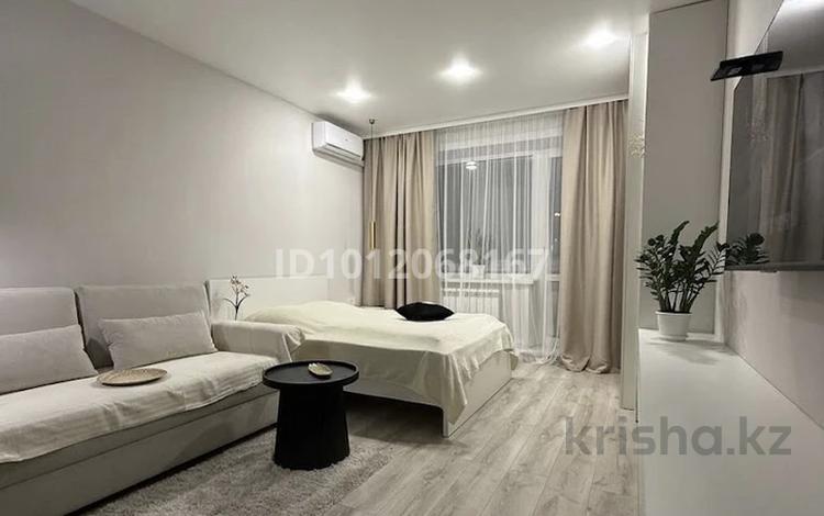 1-бөлмелі пәтер · 35 м² · 4/16 қабат, ул. Абикена Бектурова 11/А, бағасы: 18 000 ₸ в Астане, Есильский р-н — фото 2