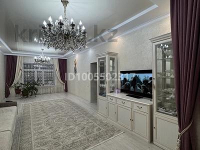Отдельный дом · 4 комнаты · 230 м² · 9 сот., А Рахметов — Московская Рахметова за 100 млн ₸ в Уральске