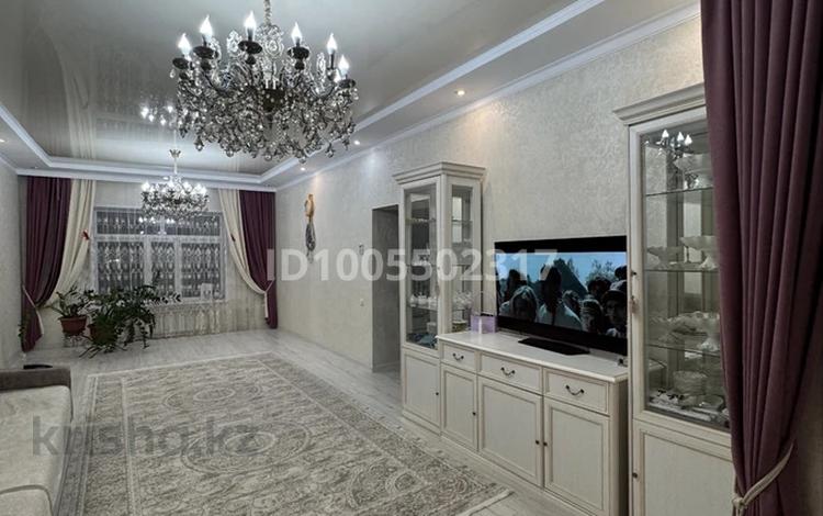 Отдельный дом · 4 комнаты · 230 м² · 9 сот., А Рахметов — Московская Рахметова за 100 млн 〒 в Уральске — фото 11