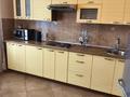 2-комнатная квартира · 75 м² · 3/16 этаж, Республики 9/2 — Иманова-Республики за 23 000 ₸ в Астане, Сарыарка р-н — фото 7