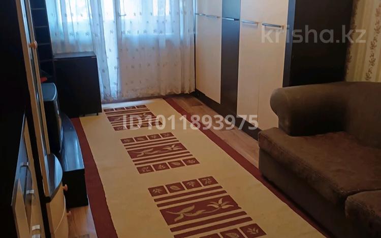 2-бөлмелі пәтер · 43 м² · 4/4 қабат, мкр №2, 2-й мкр. 19, бағасы: 250 000 ₸ в Алматы, Ауэзовский р-н — фото 2