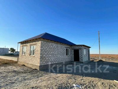 Отдельный дом · 3 комнаты · 80 м² · 8 сот., мкр Ракуша, 45 73 за 10.2 млн 〒 в Атырау