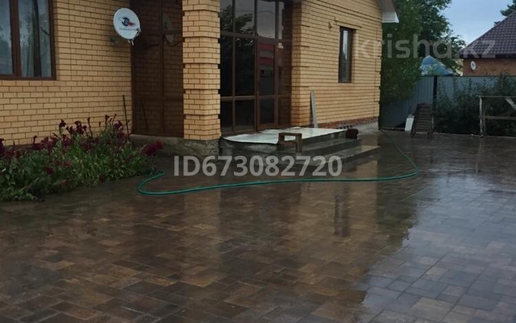 Отдельный дом · 7 комнат · 190 м² · 12 сот., Тополь3 14 за ~ 45 млн 〒 в Актобе — фото 14