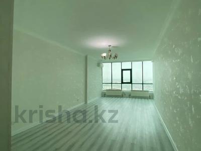 2-бөлмелі пәтер · 84 м² · 21/25 қабат, мкр 11, бағасы: 21 млн ₸ в Актобе