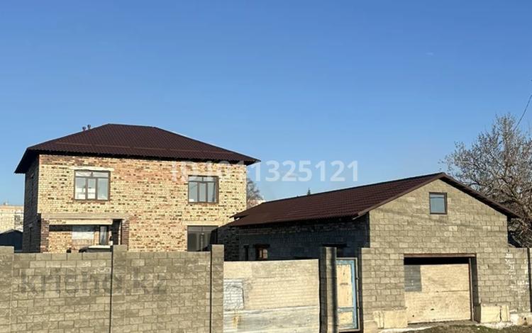 Отдельный дом · 5 комнат · 240 м² · 7 сот., Абая 433 за 80 млн ₸ в Павлодаре — фото 2
