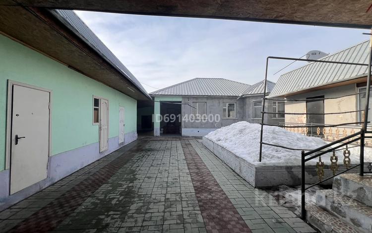 Отдельный дом • 5 комнат • 160 м² • 8.5 сот., Ж.Жабаев 16 — Тасыбекова за 42 млн 〒 в Казцик — фото 2
