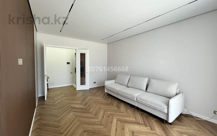 2-бөлмелі пәтер · 73.56 м² · 2/9 қабат, Туран 43/Б, бағасы: 80 млн ₸ в Астане, Нура р-н — фото 10