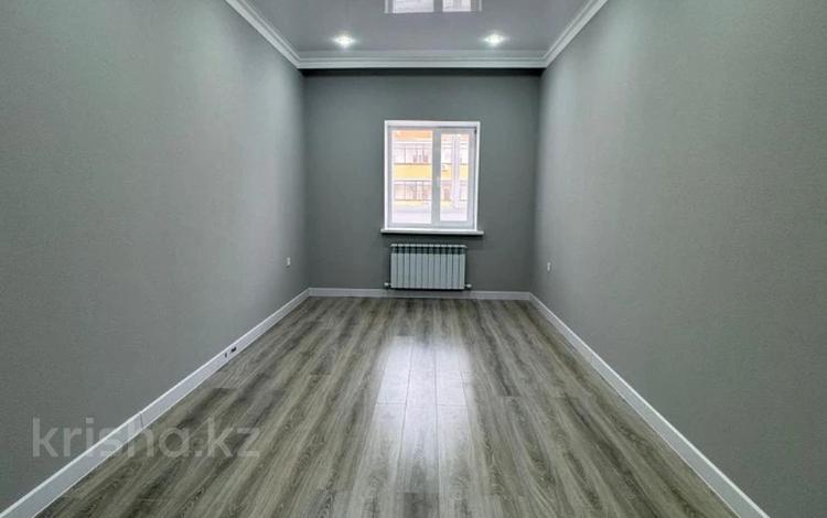3-бөлмелі пәтер · 130 м² · 4/5 қабат, мкр. Алтын орда, бағасы: 42 млн ₸ в Актобе — фото 2