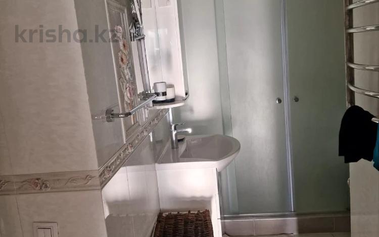 4-комнатная квартира · 130 м² · 7/9 этаж, Маркова 75 за 750 000 ₸ в Алматы, Бостандыкский р-н — фото 2