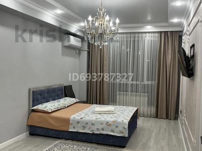 Аренда квартир посуточно в Алматы: 2-комнатная квартира · 55 м² · 2/6 этаж, Жунисова 2/13 корпус 5 за 16 000 〒 2-комнатная квартира · 55 м² · 2/6 этаж, Жунисова 2/13 корпус 5 за 16 000 〒 в Алматы, Наурызбайский р-н