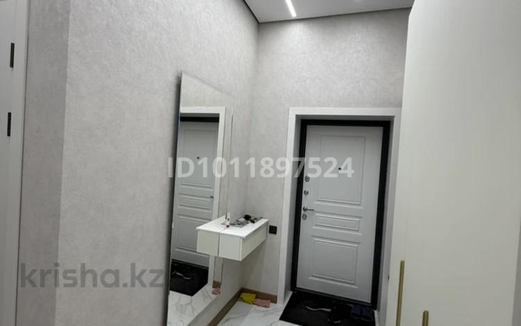 2-бөлмелі пәтер · 92.4 м² · 1/9 қабат, мкр. Алтын орда 352 — Напротив 81 школа, бағасы: 37 млн ₸ в Актобе — фото 2
