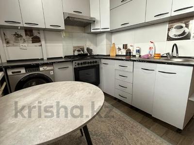 2-комнатная квартира · 60 м² · 5/9 этаж, мкр Аксай-2 75 за 39 млн ₸ в Алматы, Ауэзовский р-н