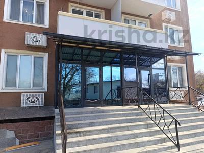 Свободное назначение, офисы, магазины и бутики, салоны красоты, медцентры и аптеки, образование, студии · 52 м² за 350 000 〒 в Конаеве (Капчагай)