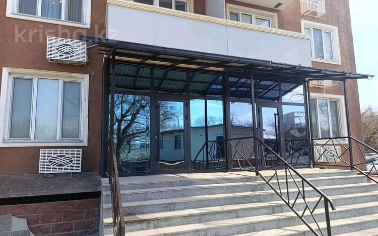 Свободное назначение, офисы, магазины и бутики, салоны красоты, медцентры и аптеки, образование, студии · 52 м² за 350 000 〒 в Конаеве (Капчагай) — фото 13