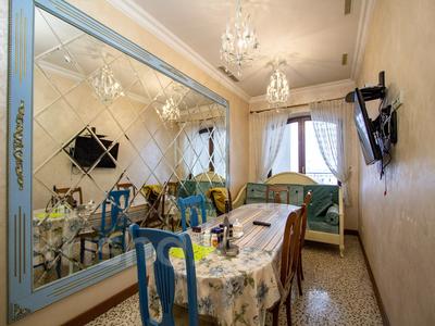 4-комнатная квартира · 338.3 м² · 2/6 этаж, Оспанова 69/2 за 700 млн 〒 в Алматы, Медеуский р-н