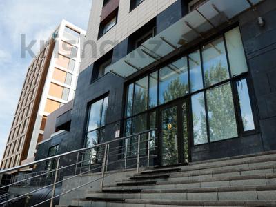 Свободное назначение, офисы, магазины и бутики, склады, общепит, салоны красоты, медцентры и аптеки, образование, развлечения · 300 м² за 325 млн 〒 в Астане, Есильский р-н