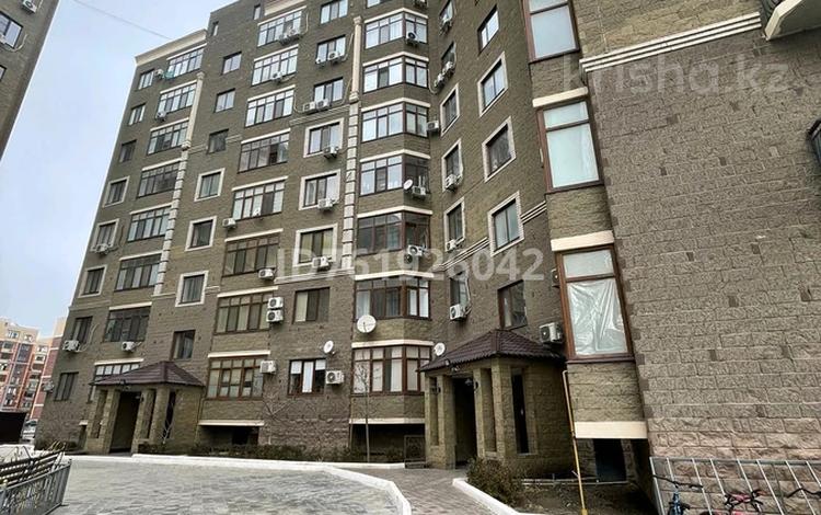 2-комнатная квартира · 77 м² · 6/8 этаж, мкр Нурсая, Рысбай Габдиева 47Б — Напротив ГАИ Нурсая за 260 000 ₸ в Атырау — фото 2