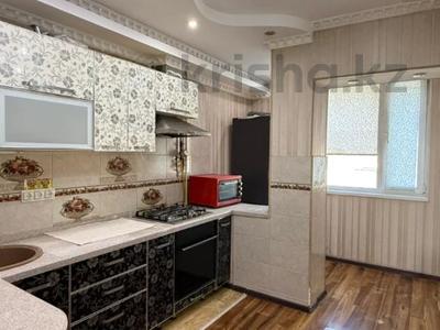 4-бөлмелі пәтер · 90 м² · 4/5 қабат, 13-й мкр 36, бағасы: 22.5 млн ₸ в Актау