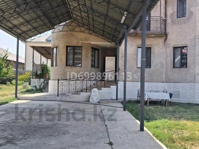 Жеке үй · 6 бөлме · 259.5 м² · 10 жүзд., Северо-Запад ш/а 80 — Алимтау 141, бағасы: 100 млн ₸ в Шымкенте, Абайский р-н