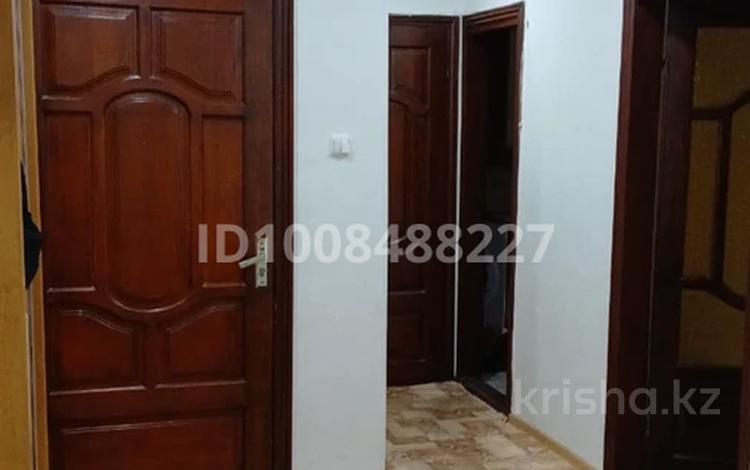 3-бөлмелі пәтер · 77 м² · 2/10 қабат, Гагарина — Меховой (обл Гай), бағасы: 150 000 ₸ в Уральске — фото 2