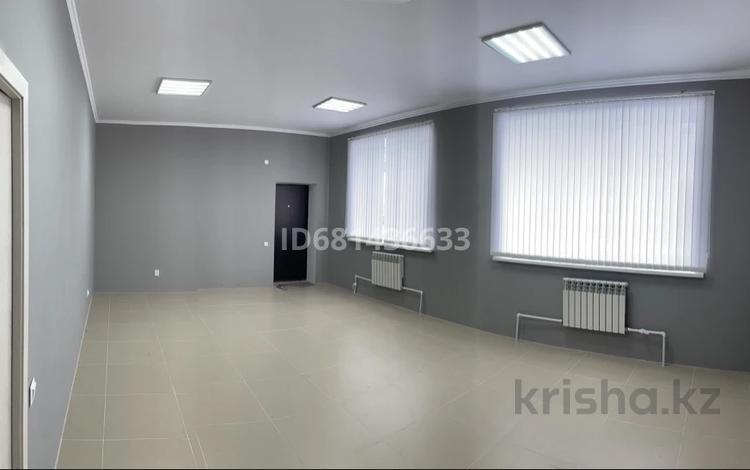 Еркін · 36 м², бағасы: 17.5 млн ₸ в Актобе, мкр Авиагородок — фото 2